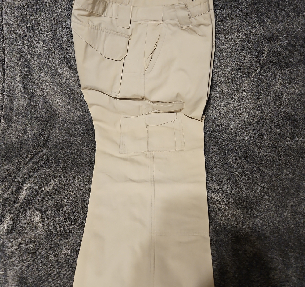Tan Cargo Pants with Sturdy Cotton Fabric
